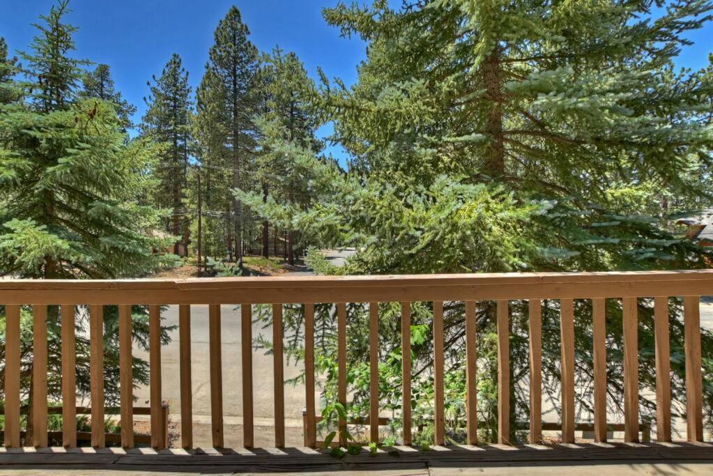 Snowy Pines Summit Big Bear Lake Exterior foto